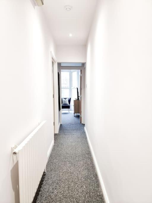 Stunning Flat Close To Beach Swansea Exterior foto