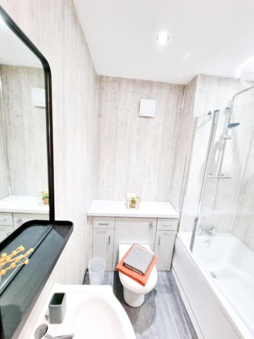 Stunning Flat Close To Beach Swansea Exterior foto