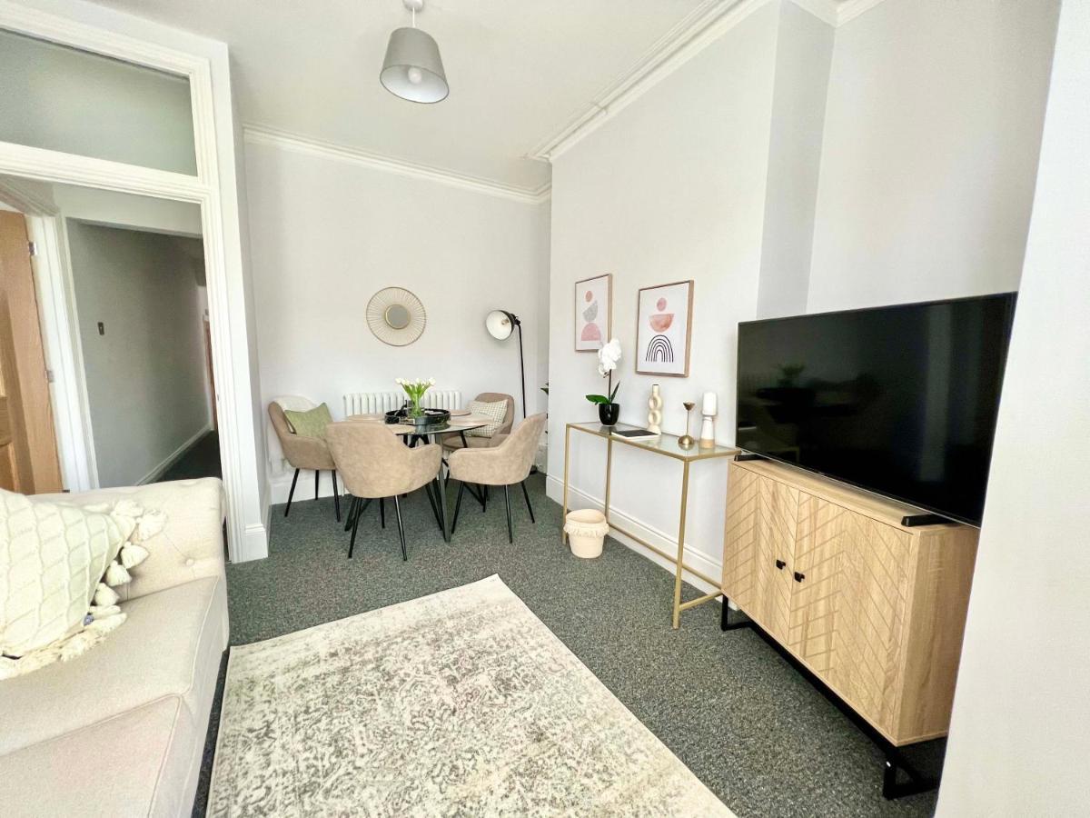 Stunning Flat Close To Beach Swansea Exterior foto